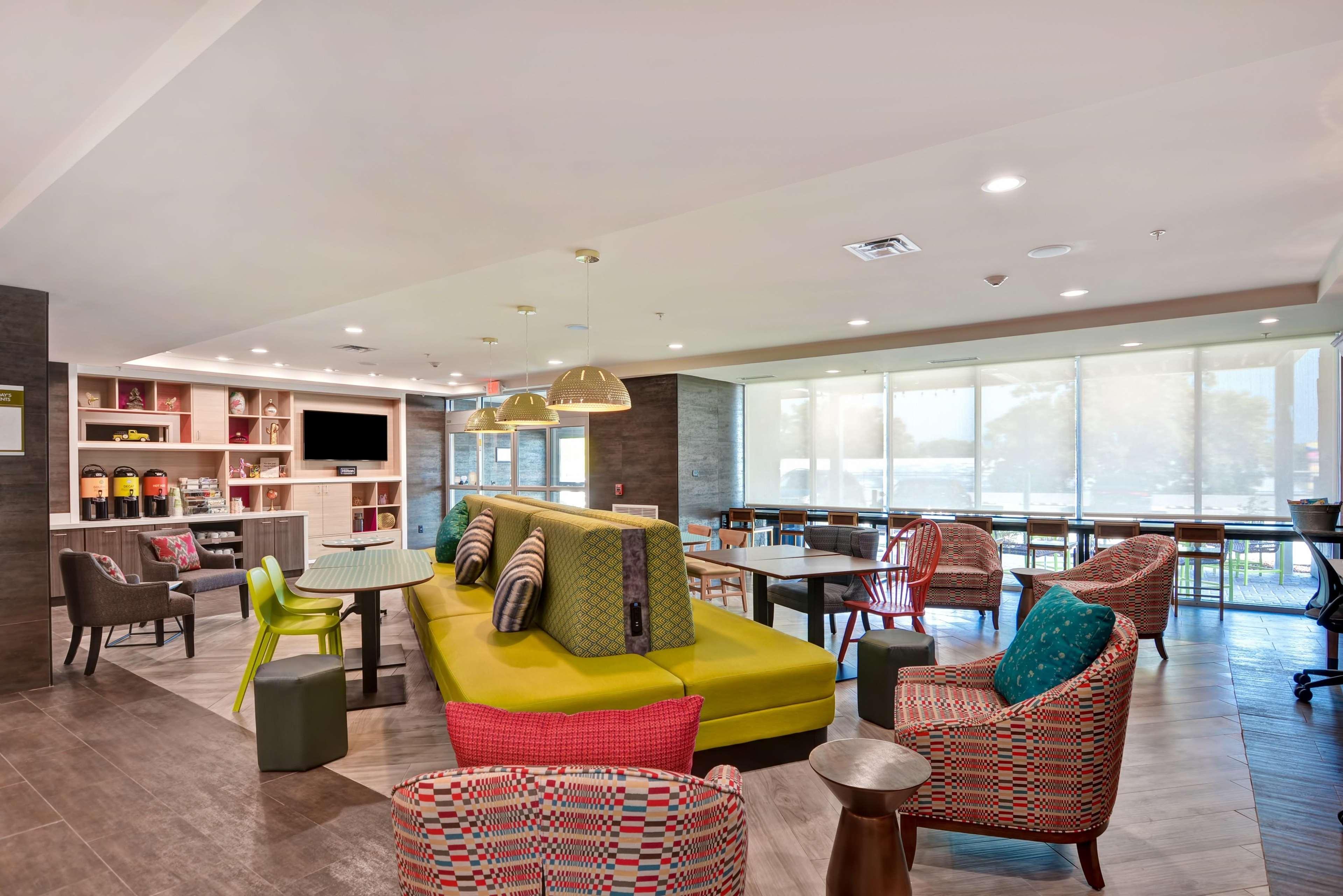 โฮม2 สวีท บาย ฮิลตัน ฮอตสปริง Hotel ฮอตสปริงส์ ภายนอก รูปภาพ